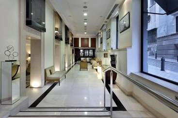 هتل Eurostars Gran Via