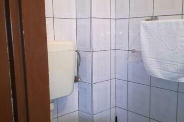 هتل Guesthouse Fortuna