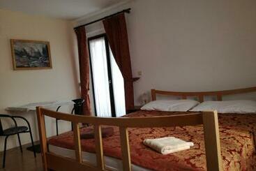 هتل Guesthouse Fortuna