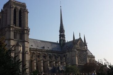 هتل Henri Iv Rive Gauche