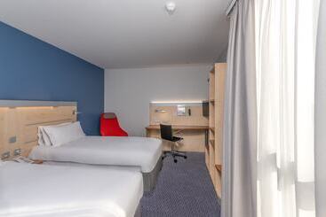 هتل Holiday Inn Express Saint Nazaire, An Ihg