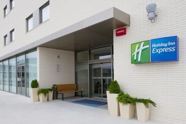 هتل Holiday Inn Express Vitoria, An Ihg