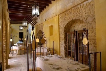 هتل Hospedería Del Monasterio