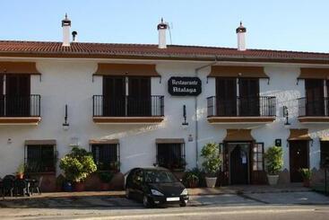 هتل Hostal Atalaya