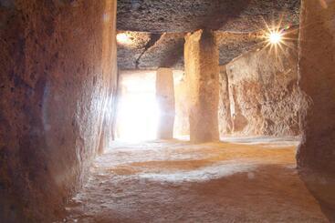 هتل Los Dolmenes