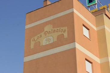 هتل Los Palacios