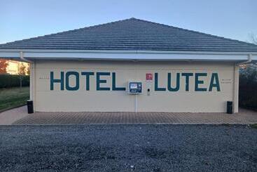 ホテル Lutea