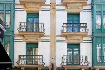 Santa Rosa, Blue Hoteles