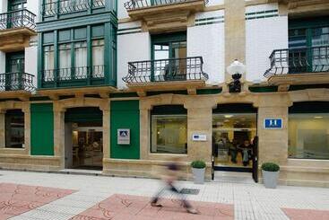 Santa Rosa, Blue Hoteles