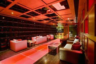 호텔 The Lalit New Delhi