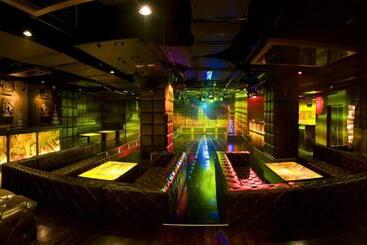 호텔 The Lalit New Delhi