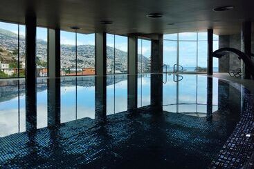 هتل The Views Baia - Adults Only