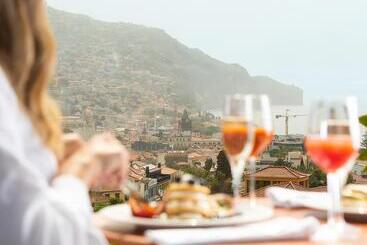 هتل The Views Baia - Adults Only