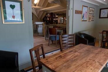 هتل The Water Rat Ironbridge