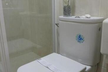 هتل Toctoc Rooms