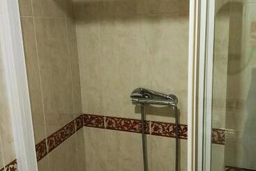 هتل Toctoc Rooms