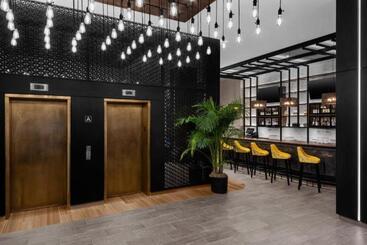 هتل Voco Times Square South New York, An Ihg