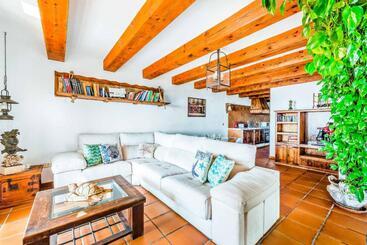 Villa Capistrano