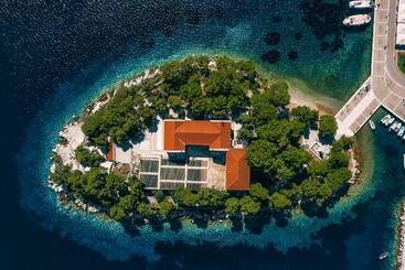 هاستل Skiathos Senses