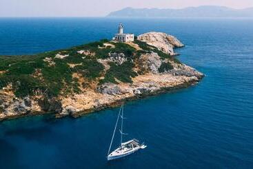 هاستل Skiathos Senses