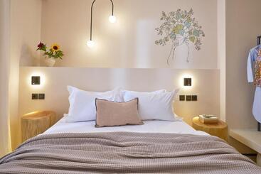 هاستل Skiathos Senses