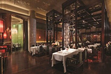 هتل Aria Sky Suites