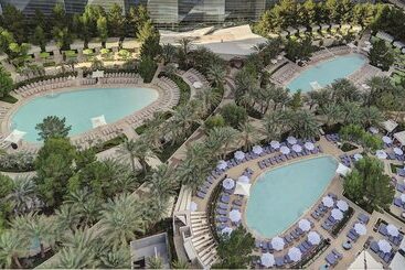 هتل Aria Sky Suites