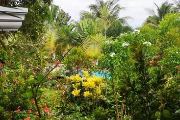 هتل Garden Bungalows Resort