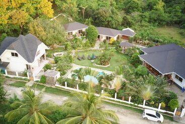 هتل Garden Bungalows Resort