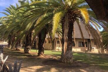 هتل Tautona Lodge
