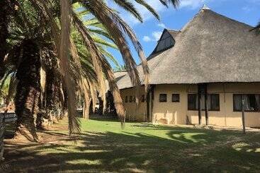 هتل Tautona Lodge