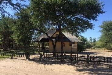 هتل Tautona Lodge