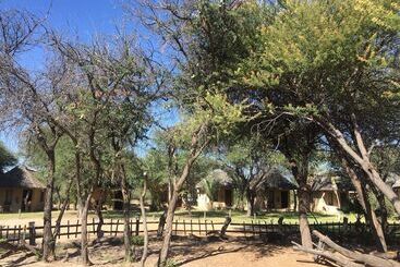 هتل Tautona Lodge