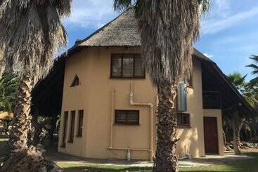 هتل Tautona Lodge