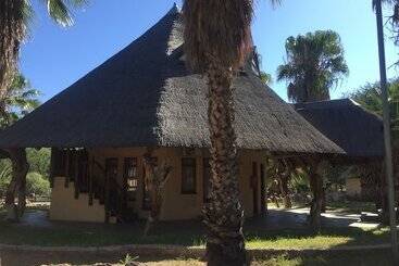 هتل Tautona Lodge
