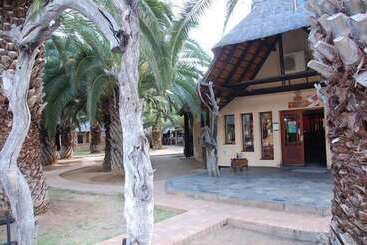 هتل Tautona Lodge