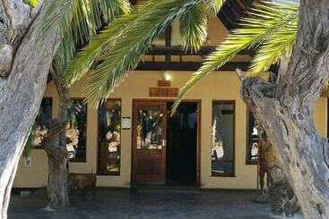 هتل Tautona Lodge