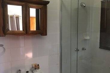 پانسیون Namane Guest House