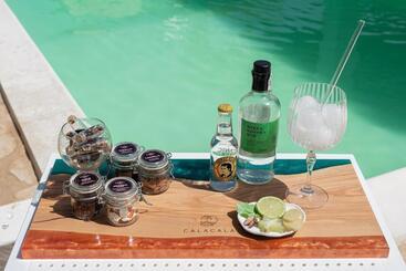 پانسیون Cala Cala Rooms,restaurant & Farm Experience