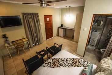 پانسیون Pumbaa Wildlife Park & Accommodation