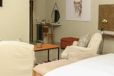 پانسیون Pumbaa Wildlife Park & Accommodation