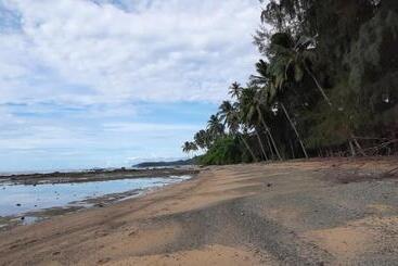 Adhvasaha Beach Spa Resort