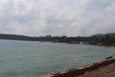 Adhvasaha Beach Spa Resort