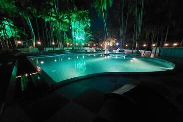 Adhvasaha Beach Spa Resort