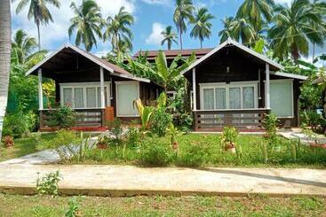Adhvasaha Beach Spa Resort