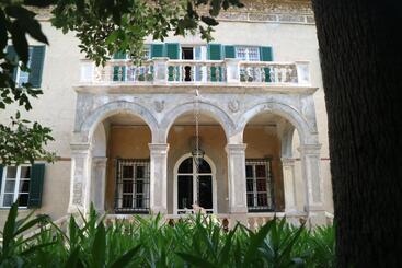 تختخواب و صبحانه Borgo Studiati Residenza D Epoca