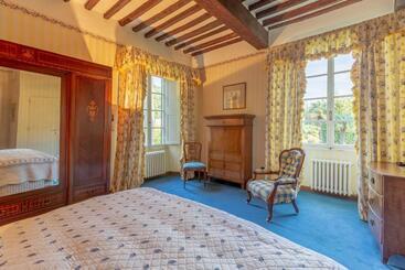 تختخواب و صبحانه Borgo Studiati Residenza D Epoca