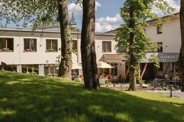 هتل Arietes Marmont Resort