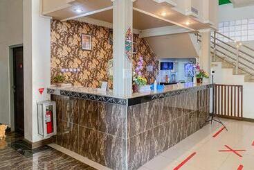 Nascar Family Hotel Palangkaraya Redpartner