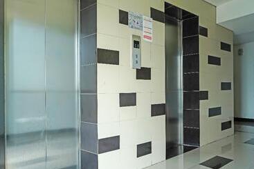 هتل Oyo 90391 Gkitroom